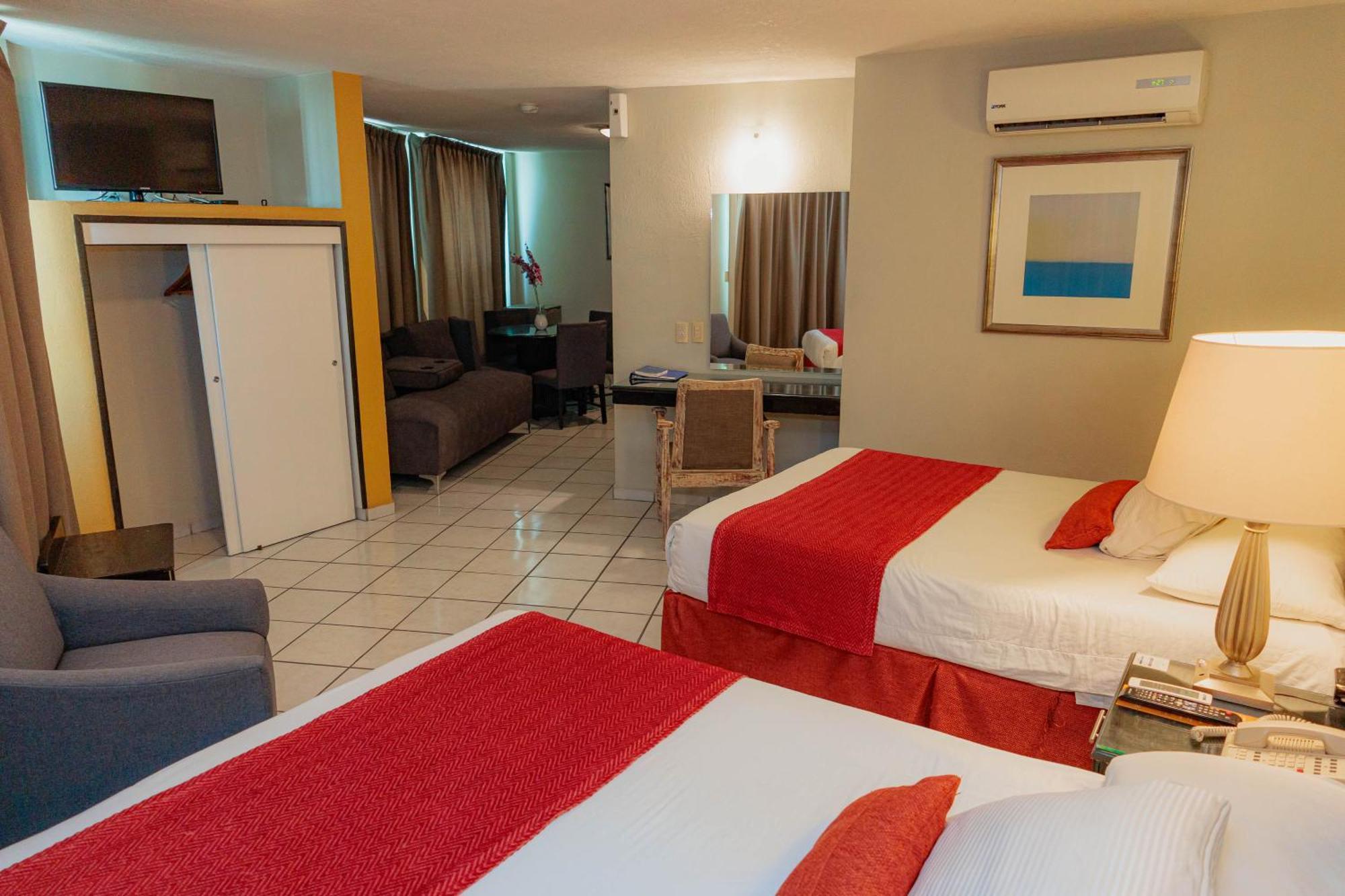 Howard Johnson By Wyndham Guanajuato Leon Avenida Dış mekan fotoğraf